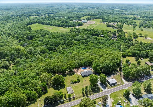 Homes for sale in St Clair, MO | 1506 Hwy K, St Clair, MO 63077 | MLS# MIS26010235