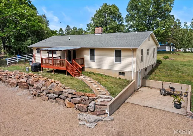 Homes for sale in St Clair, MO | 1506 Hwy K, St Clair, MO 63077 | MLS# MIS26010235