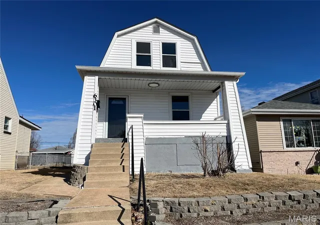 1st image of 6301 Marquette Ave, Saint Louis, MO 63139 | MLS# MIS26010253