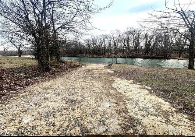 Photo 3 of Land for sale at 15 Icehouse Ln, Doniphan, MO 63935 | MLS# MIS26010479 | Listing updated on 2026-08-28