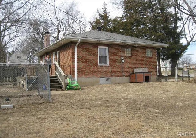 3rd image of 1366 Trampe Ave, St Louis, MO 63138 | MLS# MIS26010505