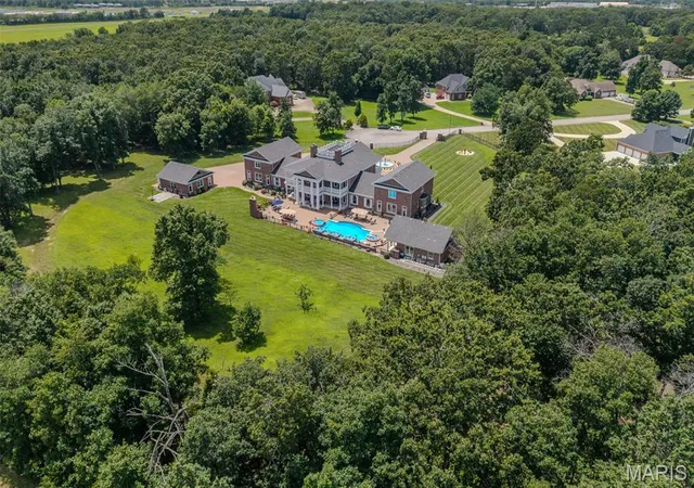 4th image of 345 Coach Rd, Lebanon, MO 65536 | MLS# MIS26010598