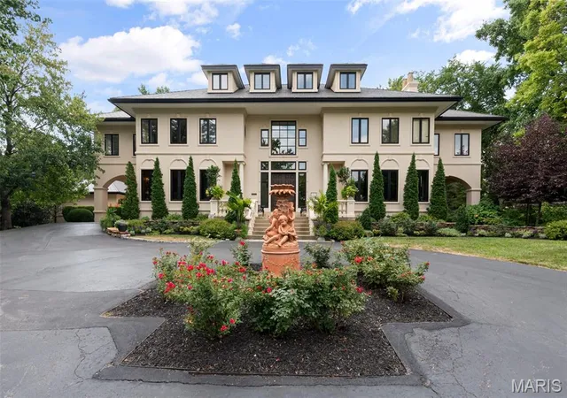 Homes for sale in Webster Groves, MO | 441 Park Rd, Webster Groves, MO 63119 | MLS# MIS26010809