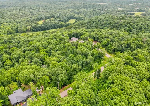 10th image of 2838 Arlas Ct Dr, Wright City, MO 63390 | MLS# MIS26010890