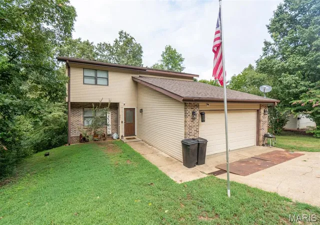 1st image of 501 N 16th St, Poplar Bluff, MO 63901 | MLS# MIS26011246