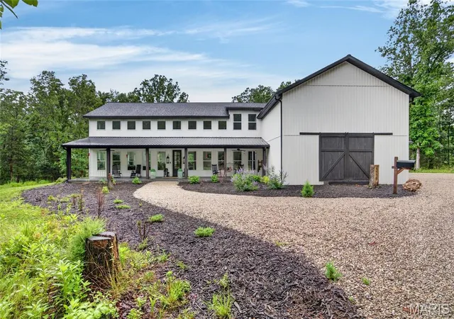 2nd image of 23239 Hwy T, Waynesville, MO 65583 | MLS# MIS26011552