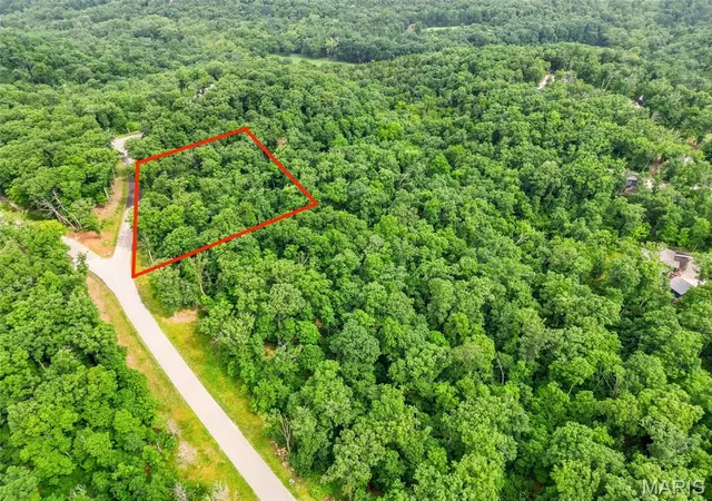 2nd image of 2835 Tyrolean Way Dr, Wright City, MO 63390 | MLS# MIS26011622