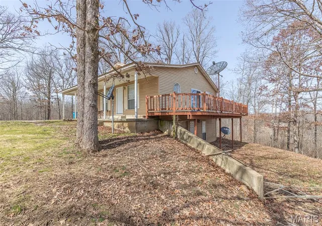 Photo 3 of Single family home for sale at 383 Red Robin, Poplar Bluff, MO 63901 | MLS# MIS26012239 | Listing updated on 2026-08-17