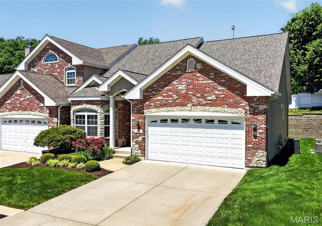 Photo 1 of Sale Pending at 216 Woodland Pl Ct, Saint Charles, MO 63303 | MLS# MIS26012256 | Listing updated on 2026-08-31