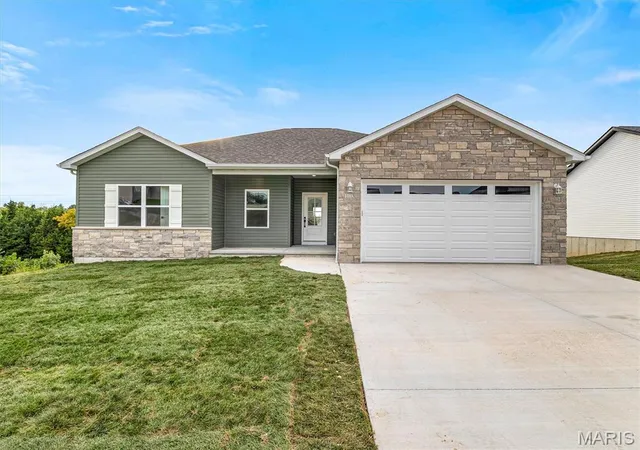 Photo 1 of Sale Pending at 113 Ventnor Ave, Union, MO 63084 | MLS# MIS26012262 | Listing updated on 2026-09-30