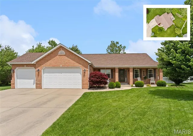 Photo 1 of Single family home for sale at 4382 Shelfield, Belleville, IL 62226 | MLS# MIS26012298 | Listing updated on 2026-09-27