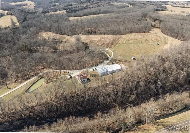 Photo 2 of Sale Pending at 3166 Hwy B, Berger, MO 63014 | MLS# MIS26012393 | Listing updated on 2026-08-25