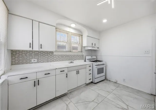 Photo 3 of Single family home for sale at 8937 Edna St, Saint Louis, MO 63147 | MLS# MIS26012498 | Listing updated on 2026-07-07