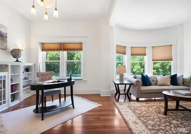 Photo 4 of Condo for sale at 4 N Kingshighway Blvd #4D, Saint Louis, MO 63108 | MLS# MIS26012545 | Listing updated on 2026-08-07