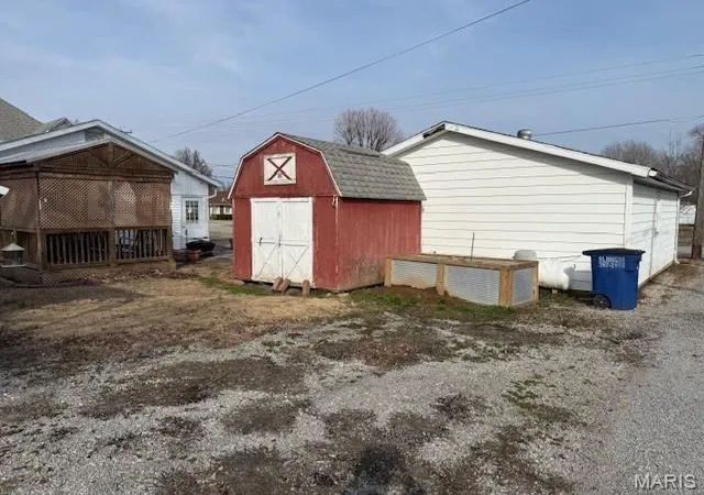 Homes for sale in Pinckneyville, IL | 702 Belle Avenue, Pinckneyville, IL 62274 | MLS# MIS26012582