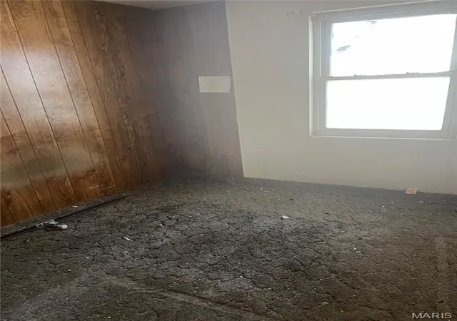 Photo 3 of Single family home for sale at 935 Murcia St, Saint Louis, MO 63138 | MLS# MIS26012613 | Listing updated on 2026-04-27