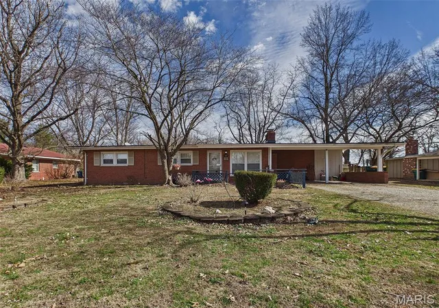 Photo 1 of Single family home for sale at 58 Harmon Dr, Lebanon, IL 62254 | MLS# MIS26012826 | Listing updated on 2026-10-10