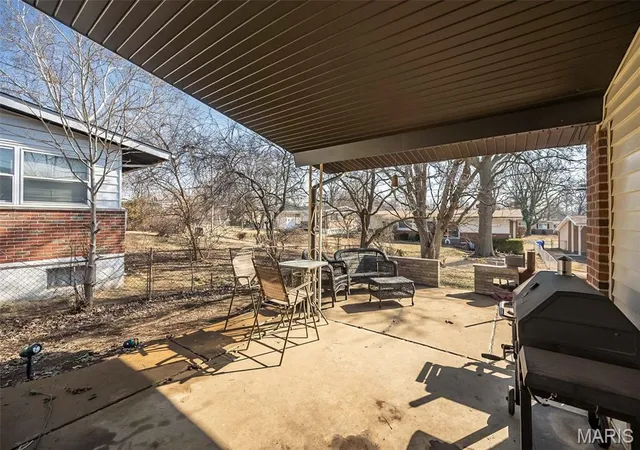 4th image of 1610 Horseshoe Dr, Florissant, MO 63033 | MLS# MIS26012889