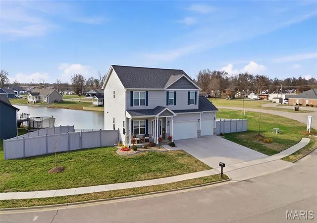 Homes for sale in Mascoutah, IL | 1232 Winding Oaks Ln, Mascoutah, IL 62258 | MLS# MIS26013018