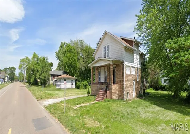Homes for sale in East St Louis, IL | 3325 Bond Ave, East St Louis, IL 62207 | MLS# MIS26013027