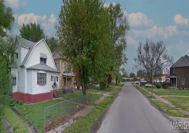 Homes for sale in East St Louis, IL | 559 N 24th St, East St Louis, IL 62205 | MLS# MIS26013049