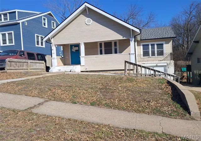 Photo 1 of Single family home for sale at 228 Virginia St, Hannibal, MO 63401 | MLS# MIS26013066 | Listing updated on 2026-09-18