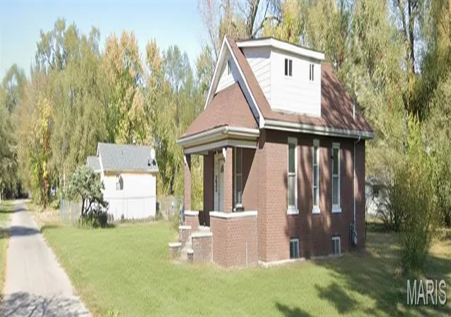 Homes for sale in East St Louis, IL | 1500 N 47th St, East St Louis, IL 62204 | MLS# MIS26013097