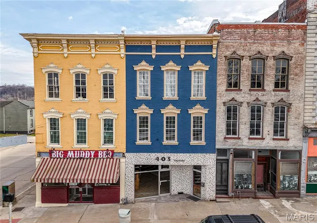 Homes for sale in Hannibal, MO | 403 Broadway, Hannibal, MO 63401 | MLS# MIS26013122