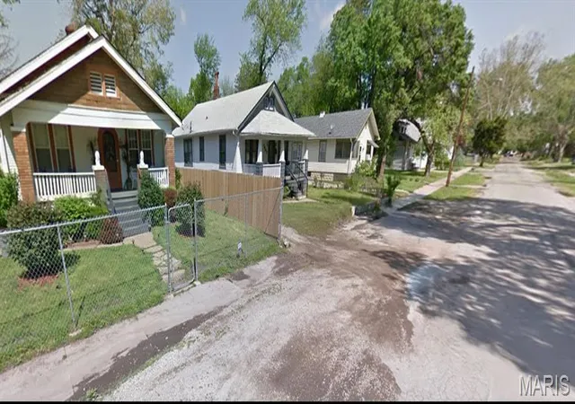 Homes for sale in East St Louis, IL | 1403 N 54th St, East St Louis, IL 62204 | MLS# MIS26013184