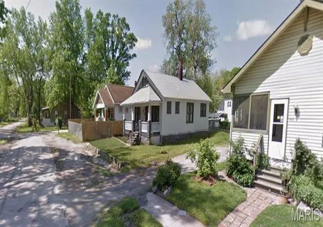 Homes for sale in East St Louis, IL | 1403 N 54th St, East St Louis, IL 62204 | MLS# MIS26013184
