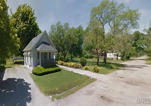 Homes for sale in East St Louis, IL | 1339 N 53rd St, East St Louis, IL 62204 | MLS# MIS26013193