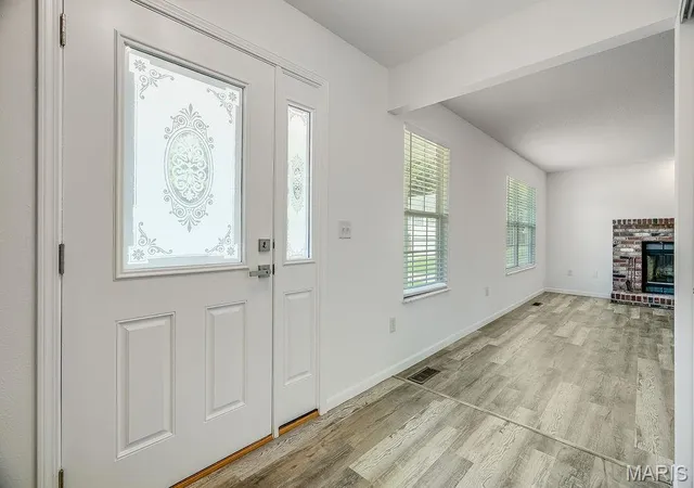 Photo 4 of Single Family Residence at 42 Alta St, Glen Carbon, IL 62034 | MLS# MIS26013477 | | Sold on 2026-10-07