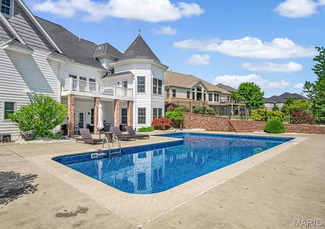 Photo 4 of Sale Pending at 3812 Boulder Dr, Edwardsville, IL 62025 | MLS# MIS26013524 | Listing updated on 2026-09-21