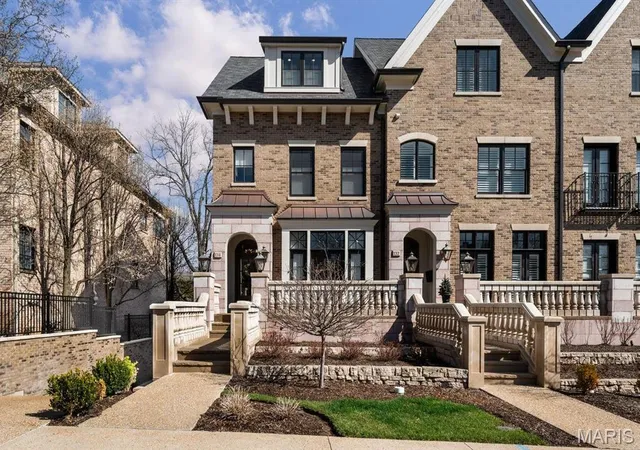 Homes for sale in Clayton, MO | 134 Gay Ave, Clayton, MO 63105 | MLS# MIS26013549