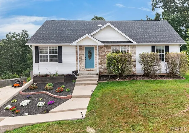 1st image of 15864 Tundra St, Saint Robert, MO 65584 | MLS# MIS26013551