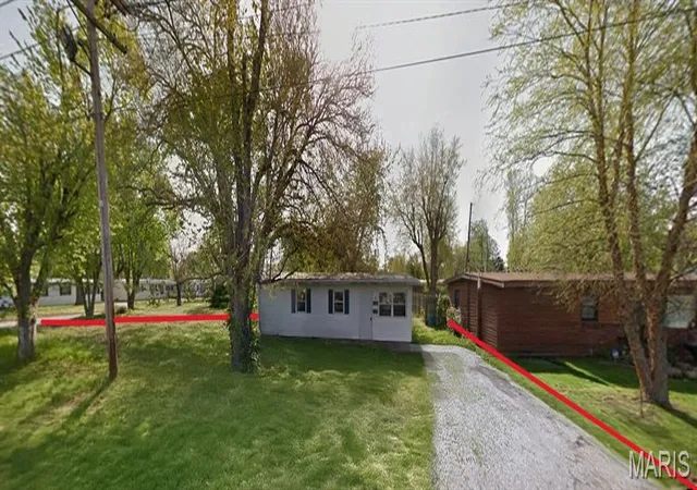 Homes for sale in East Saint Louis, IL | 504 Church St, East Saint Louis, IL 62206 | MLS# MIS26013607