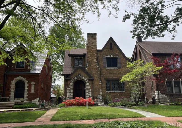 Photo 1 of Sale Pending at 5866 Delor St, St Louis, MO 63109 | MLS# MIS26013631 | Listing updated on 2026-08-31