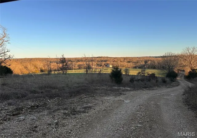 Photo 3 of Sale Pending at 12784 Hwy 28 W, Vienna, MO 65582 | MLS# MIS26013676 | Listing updated on 2026-10-08