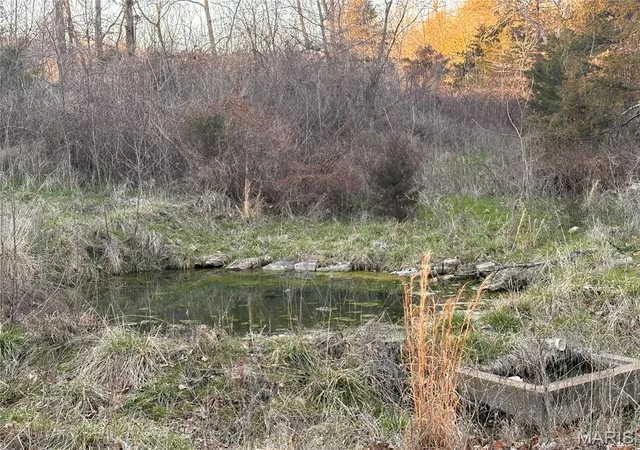 Photo 3 of Sale Pending at 12784 Hwy 28 W, Vienna, MO 65582 | MLS# MIS26013676 | Listing updated on 2026-10-08