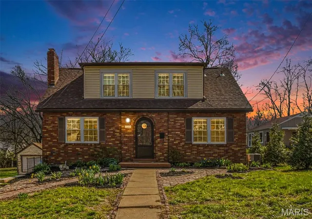 Homes for sale in Kirkwood, MO | 322 Midway Ave, Kirkwood, MO 63122 | MLS# MIS26013758
