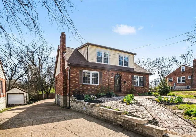 Homes for sale in Kirkwood, MO | 322 Midway Ave, Kirkwood, MO 63122 | MLS# MIS26013758