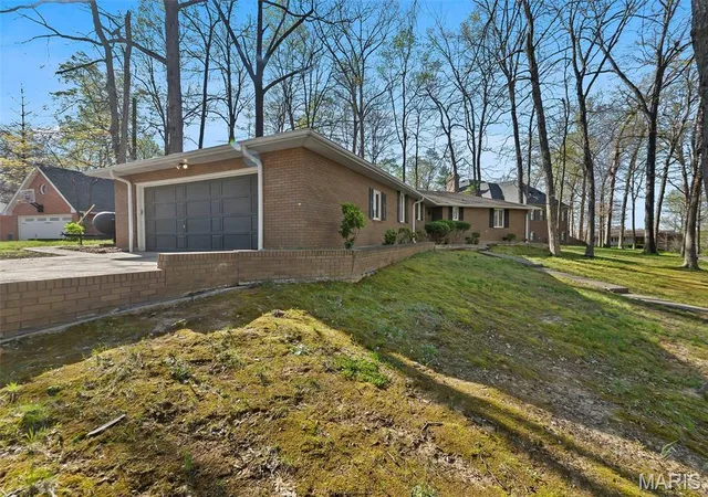 4th image of 1206 Sioux Ave, Jackson, MO 63755 | MLS# MIS26013775