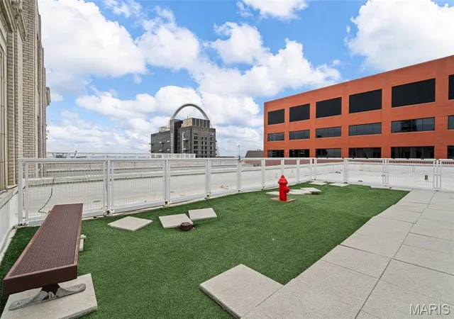 Homes for sale in St Louis, MO | 314 N Broadway, St Louis, MO 63102 | Houzeo