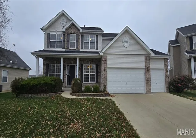 Homes for sale in Fairview Heights, IL | 753 Willow Spring Hill Dr, Fairview Heights, IL 62208 | MLS# MIS26014095