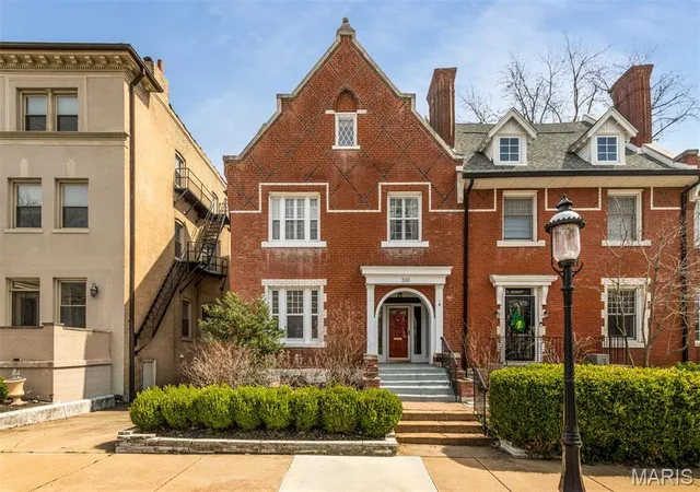 Single family home for sale at 310 N Newstead Ave, Saint Louis, MO 63108 | MLS# MIS26014164 | Listing updated on 2026-09-23