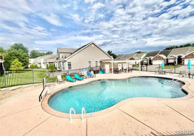 Photo 3 of Single family home for sale at 197 Woodland Pl Ct, Saint Charles, MO 63303 | MLS# MIS26014254 | Listing updated on 2026-09-14