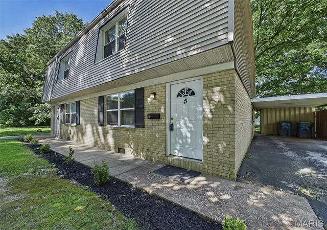 Photo 4 of Multi family home for sale at 6 Kings Ct, Swansea, IL 62226 | MLS# MIS26014328 | Listing updated on 2026-08-26