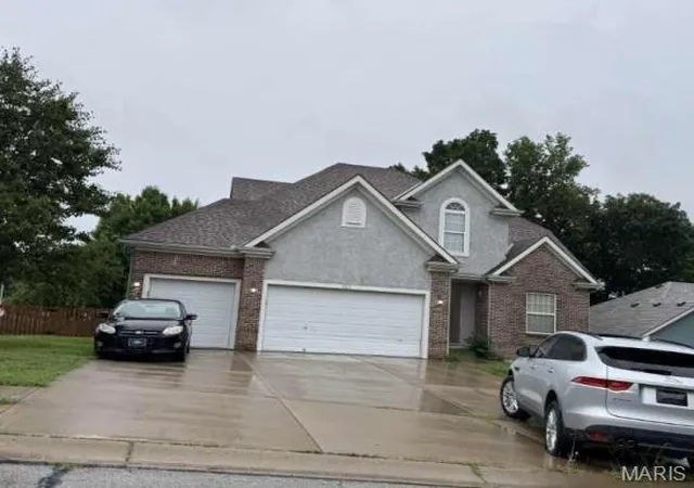 1st image of 1802 Ne 79th St, Kansas City, MO 64118 | MLS# MIS26014406