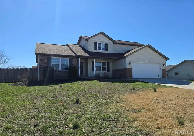Photo 1 of Single family home for sale at 117 La Vista Dr, Waynesville, MO 65583 | MLS# MIS26014421 | Listing updated on 2026-09-20