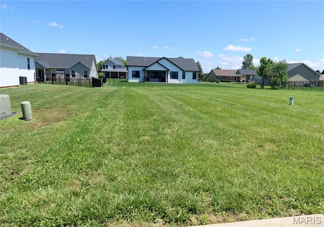 2nd image of 405 Bardswell Dr, Millstadt, IL 62260 | MLS# MIS26014603